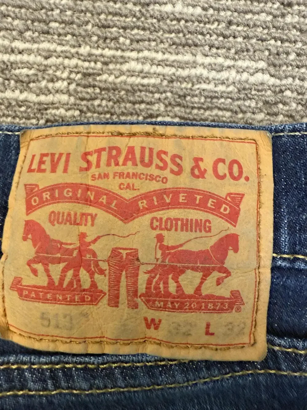 Levis 511 Jeans Mens 32x32 Blue Denim Slim Fit Zip Fly Distressed Hem 08513-0183